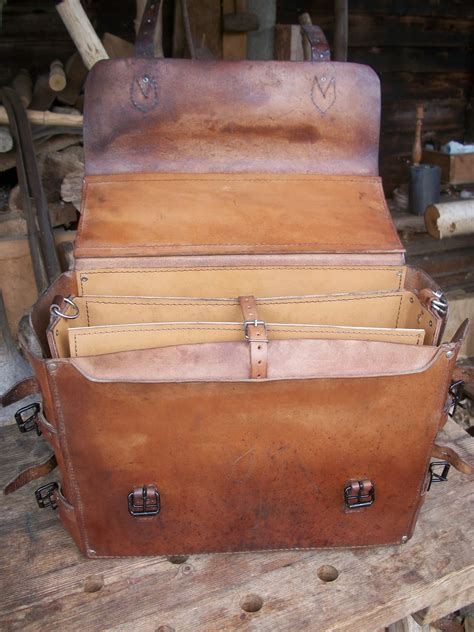 A Bodger's Blog: Leather Tool Bag