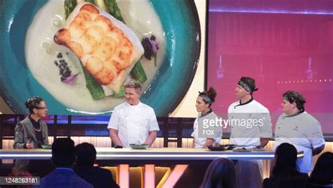 250 Hells Kitchen Season Finale Photos & High Res Pictures - Getty Images