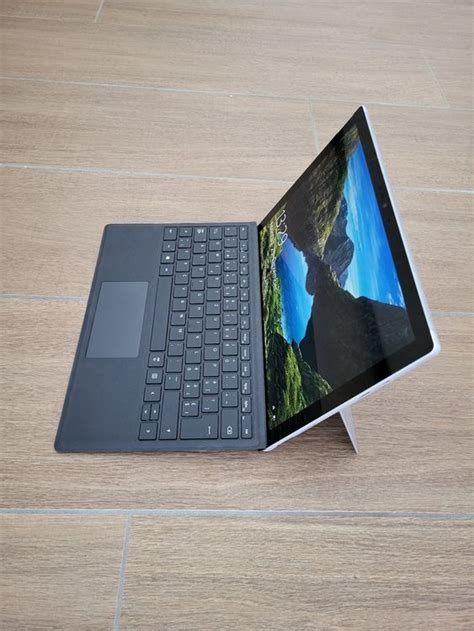 Microsoft Surface Pro 5 Generation 1796 Intel Core I7 766 Kaufen Auf Ricardo