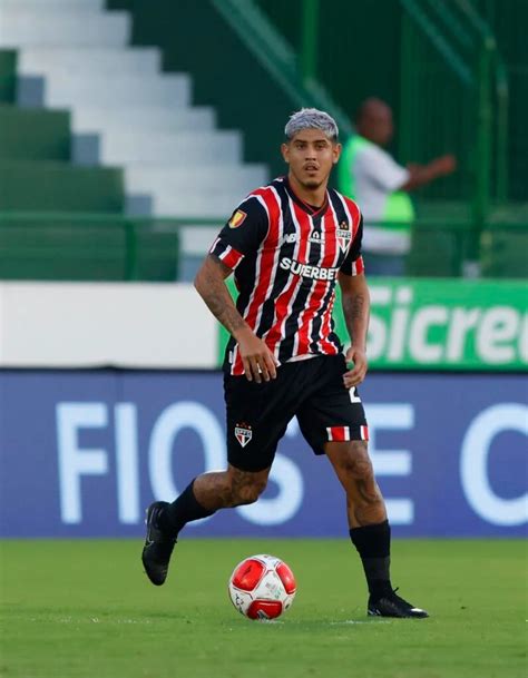 Alan Franco S O Paulo Segue Invicto Na Temporada Tricolor