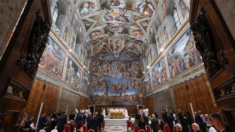 Vaticano Papa Batiza Crian As E Diz Que Elas D O Exemplo De