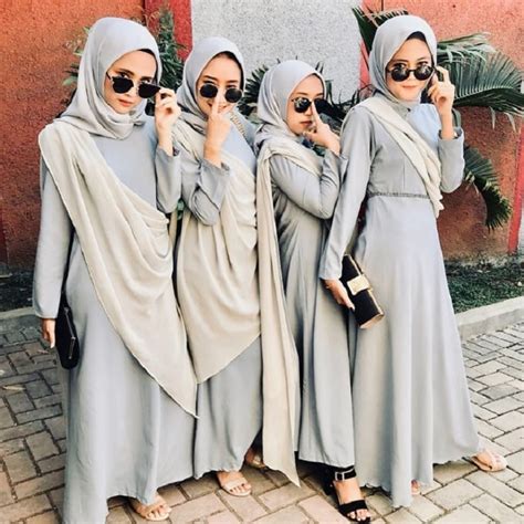 Inspirasi Baju Bridesmaid Muslimah Yang Modis Dan Elegan Bukareview