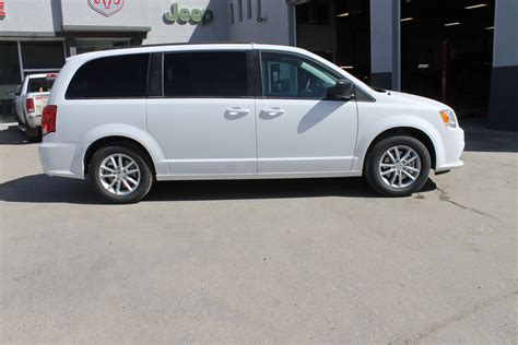 New Dodge Grand Caravan Sxt Plus Stow N Go Dvd Mini Van