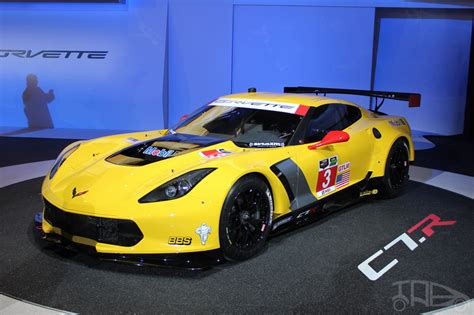 Chevrolet Corvette C7 R Race Car Debuts At Naias 2014