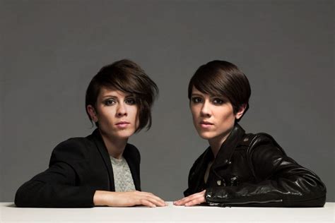 Tegan And Sara Hold A Lip Sync Battle For ‘faint Of Heart Video Dork