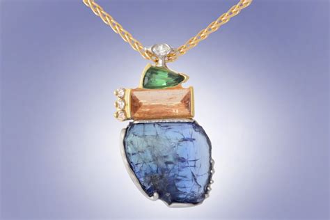 Tanzanite Pendant - deJonghe Jewelry