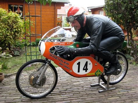 Pin Van Annie Aubert Op Motos Vintage Gemotoriseerde Fiets