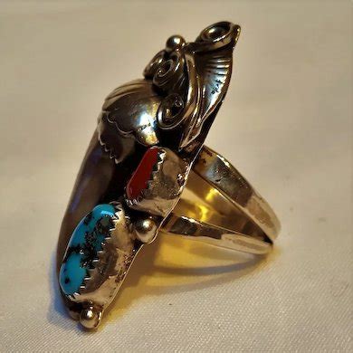 Apachito Navajo Sterling Silver Bear Claw Turquoise Coral Ring Green