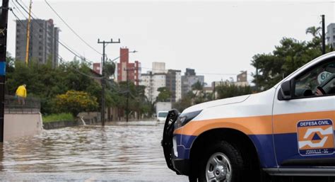 Pontos de alagamento são registrados em Joinville nesta quinta feira