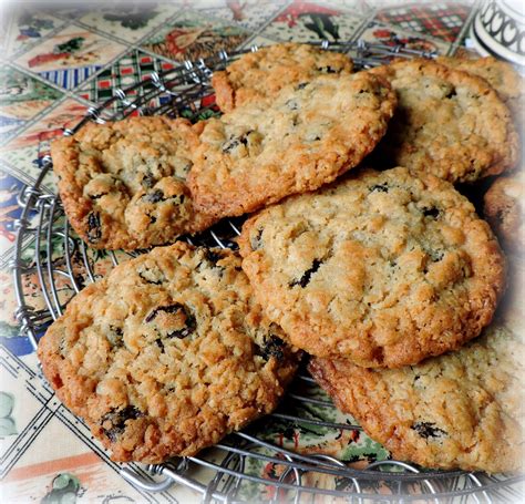 Oatmeal Raisin Cookies