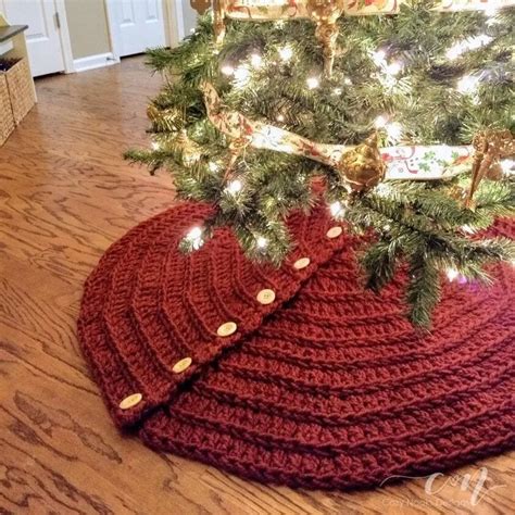 20 Festive Christmas Tree Skirt Crochet Patterns Perfect For Holiday