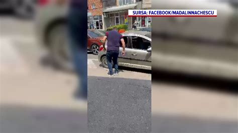 Un bărbat și a ieșit din fire în trafic din cauza unui tânăr elev la o