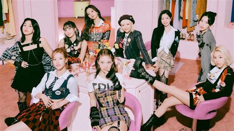 TWICE ANALYTICS On Twitter JYPETWICE Becomes The FIRST Girl Group