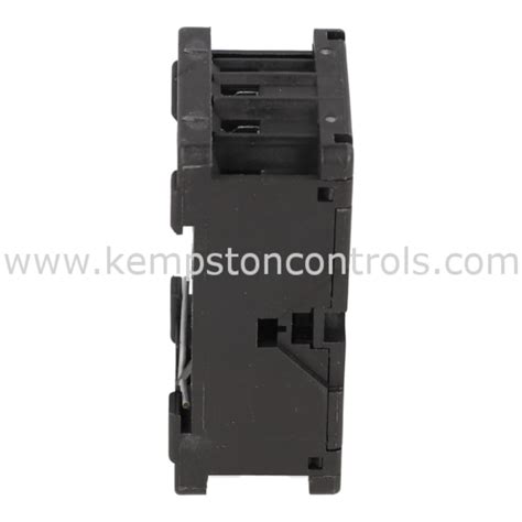 Omron PF113A D OMRON RELAY SOCKET FOR USE WITH MKS SERIES 11 PIN DIN