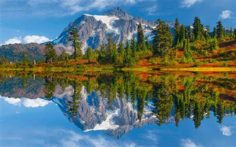 North Cascades National Park Washington Usa Autumn Lidscape Mountain