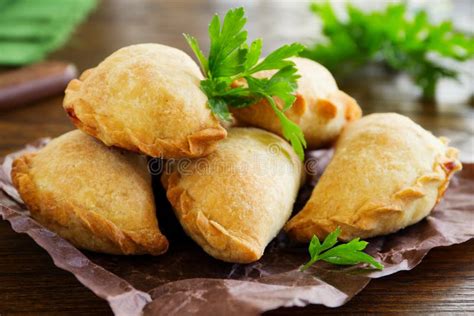 Empanadas Foto De Stock Imagem De Tradicional Fresco 43940570