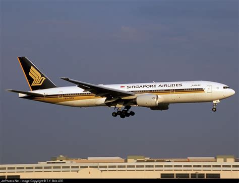 9V SRN Boeing 777 212 ER Singapore Airlines T Y Bob LEE JetPhotos