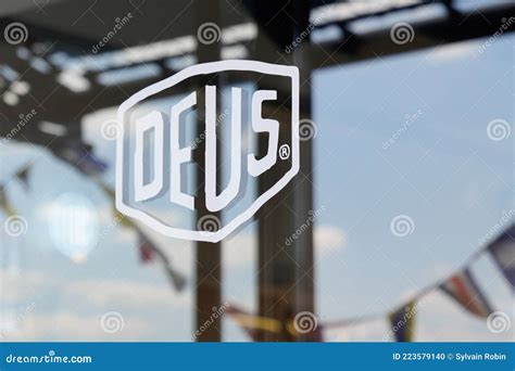 Deus Ex Machina Logo Text And Brand Sign Store Of Fashion Boutique