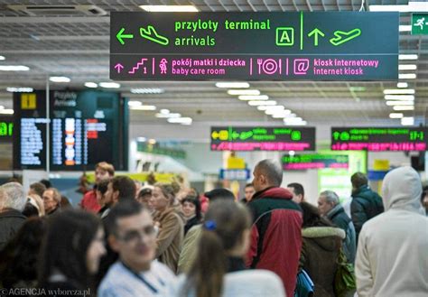 PiS chce ściągnąć do kraju Polaków pracujących za granicą Ustawa o