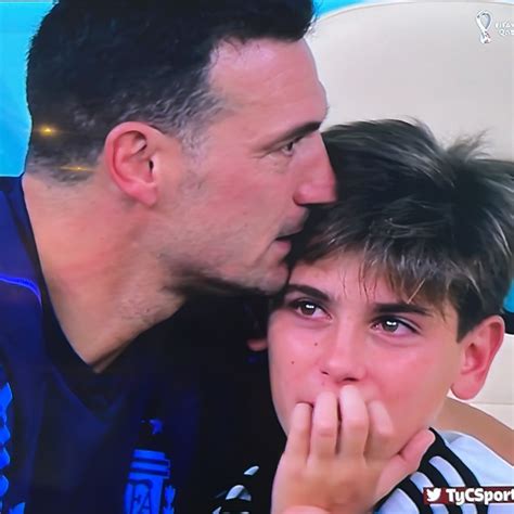 Meto Tedina On Twitter El Hijo De Scaloni Es Medio Parecido A Dybala