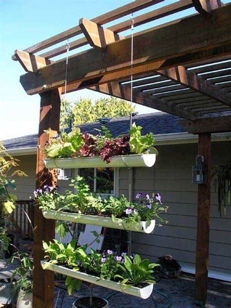 23 Inspirational Diy Ways To Repurpose Rain Gutters