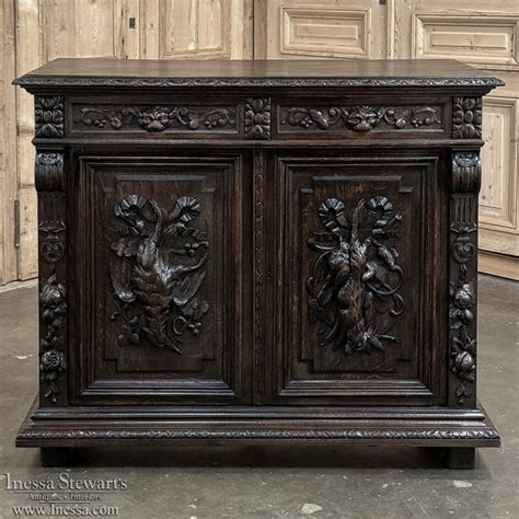 Th Century French Renaissance Hunt Buffet