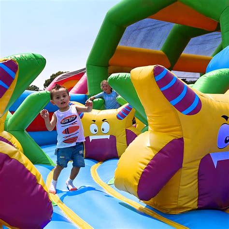 The Giant @ Big Bounce Australia | Can You Slay The Giant?