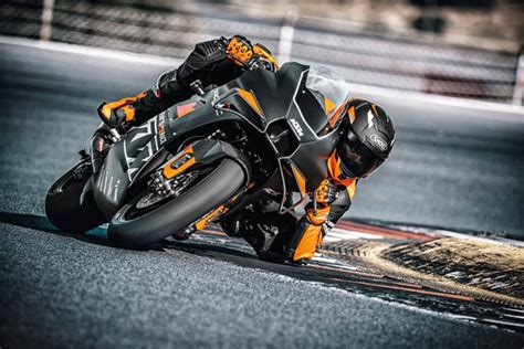 Ktm Rc C First Look Review Rider Magazine