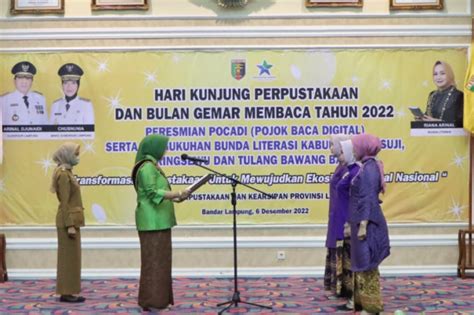 Riana Sari Arinal Kukuhkan Bunda Literasi Kabupaten Mesuji Pringsewu