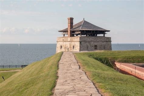 Exploring 300 Years of History at Old Fort Niagara - Uncovering New York