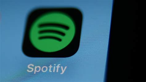 Spotify Says Apple Stopped Users From Using The Volume Buttons To