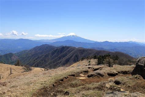 【小金沢連嶺】小金沢山からハマイバ丸までひたすら富士山を眺める秀麗富嶽十二景絶景トレイル！ / ひささんの大菩薩嶺・鶏冠山・大マテイ山の活動 ...