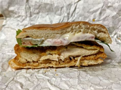 Review: Wendy's - Classic Chicken Sandwich