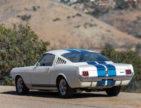 FORD Mustang GT 350 Shelby Specs & Photos - 1965, 1966 - autoevolution