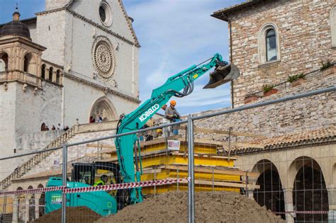 Jesolo Illumina Assisi Con La Nativit Di Sabbia