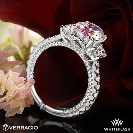 The Best Time to Buy a Diamond Engagement Ring | PriceScope