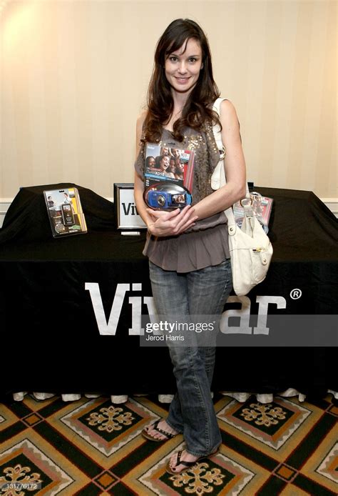 Sarah Wayne Callies's feet