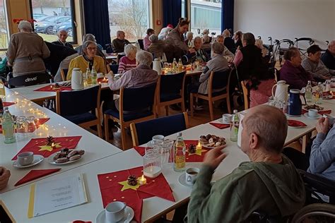 Weihnachtsfeier Im Clemens Kessler Haus So Gut Besucht Wie Schon Lange