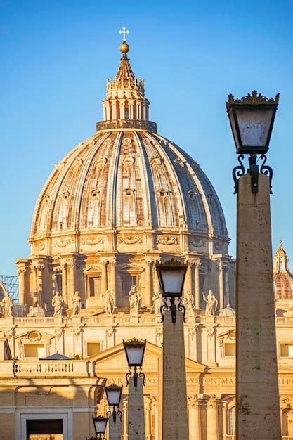 Bas Lica De San Pedro En El Vaticano Roma Foto Premium