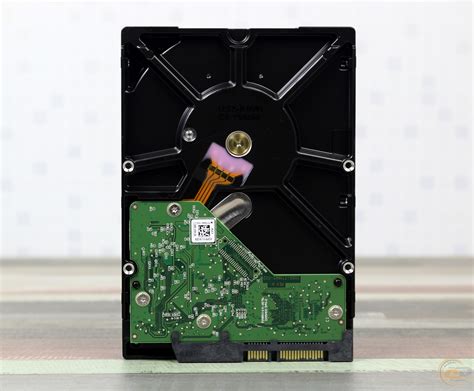 Обзор и тестирование HDD WD Red WD20EFRX объемом 2 ТБ GECID.com. Страница 1