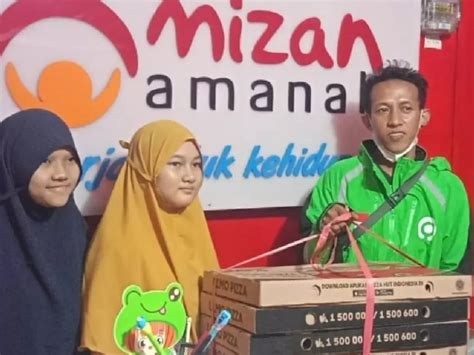 Kisah Inspiratif Driver Ojol Yang Sumbang Makanan Hasil Orderan Fiktif