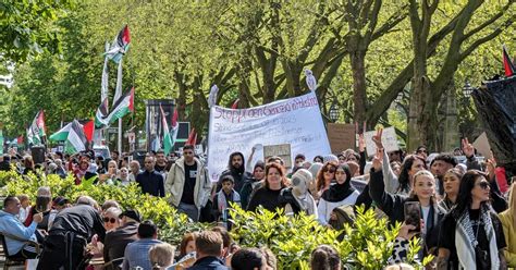 Pro Pal Stinenser Protest In D Sseldorf Hunderte Auf K