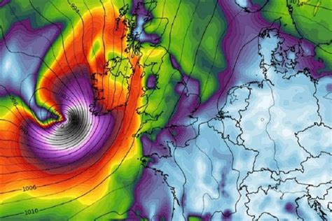 CIKLON STIŽE U NAREDNIH 48 SATI Dok Ameriku udara uragan Florence