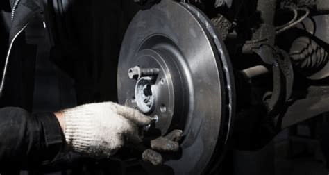 3 Common Warning Signs That Indicate You Need Professional Brake Repair Services Fastlap