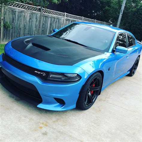 2016 Dodge Charger Hellcat 1/4 mile trap speeds 0-60 - DragTimes.com