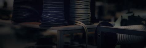 Exclusive men's trousers from HILTL | Buy online now | HILTL.de