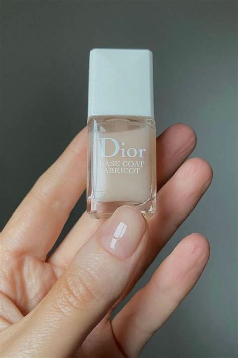 Natural Nail Colors The Best Nude Nail Polishes To Wear Nude Nail Polish Natural Nails