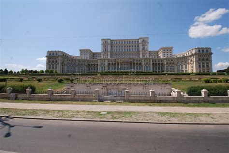 Palace of the Parliament, Romania, Landmark, Palace, Building, Sky ...