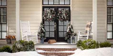 10 Best Outdoor Christmas Wreaths for 2018 - Festive Winter Christmas ...