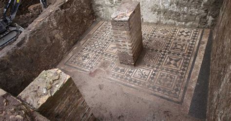 Ancient Military Barracks Uncovered by Roman Archaeologists